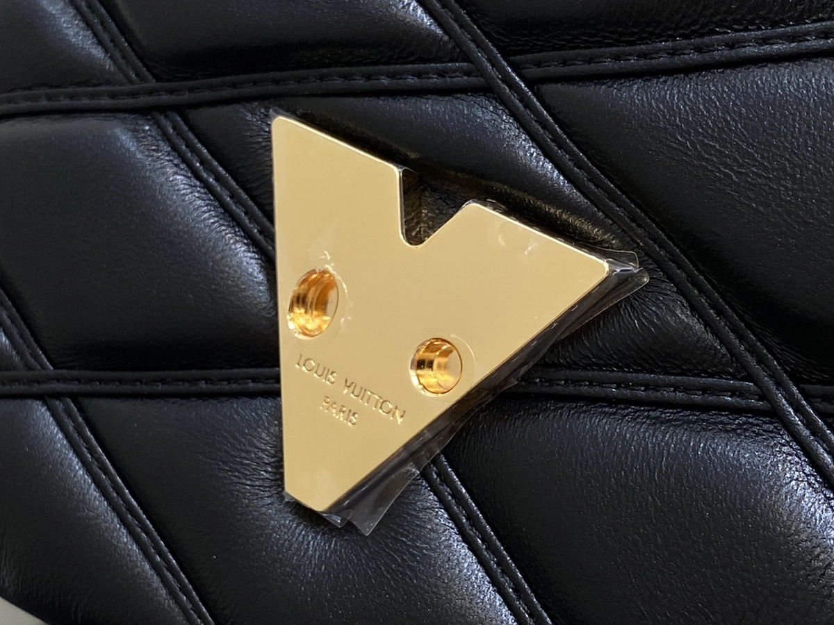 LV 2024 秋冬時裝秀系列GO-14 PM Malletage 斜挎鏈條包 手袋-M12004 20 LV M12004 2
