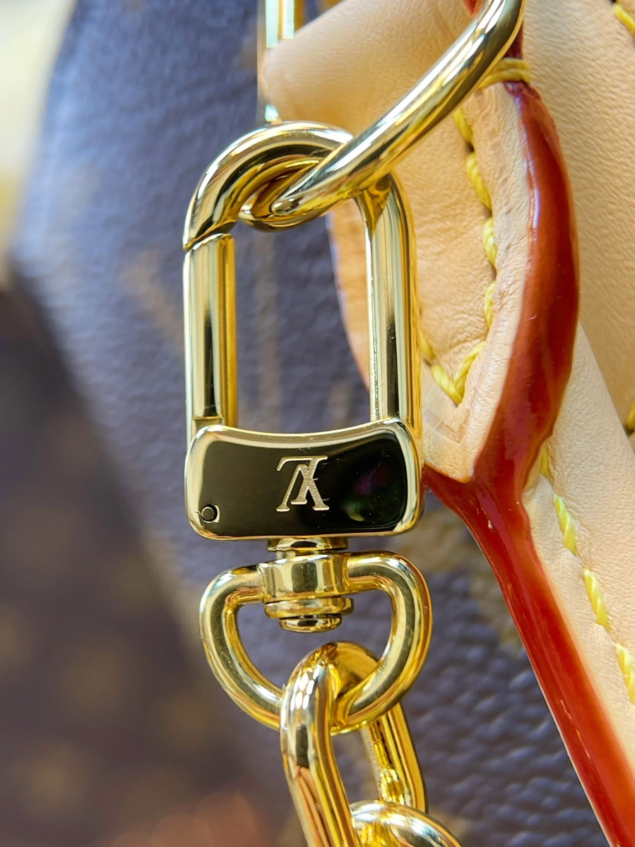 LV 2024 秋冬時裝秀系列Lockit BB Monogram 鏈條包手袋-M12019 25 LV M12019 1