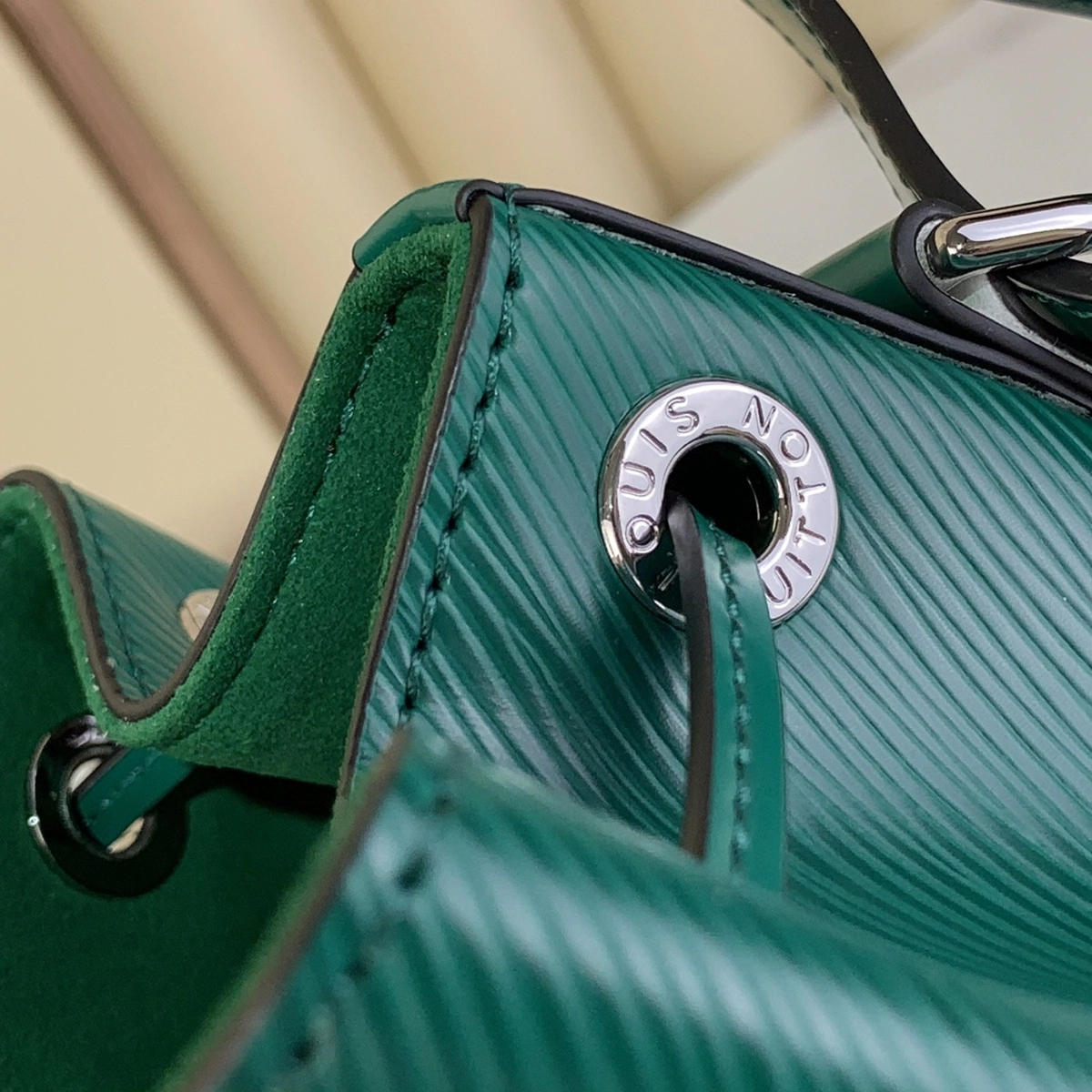 LV Noé BB Epi 水桶袋 手袋-M12603 7 LV M12603 3