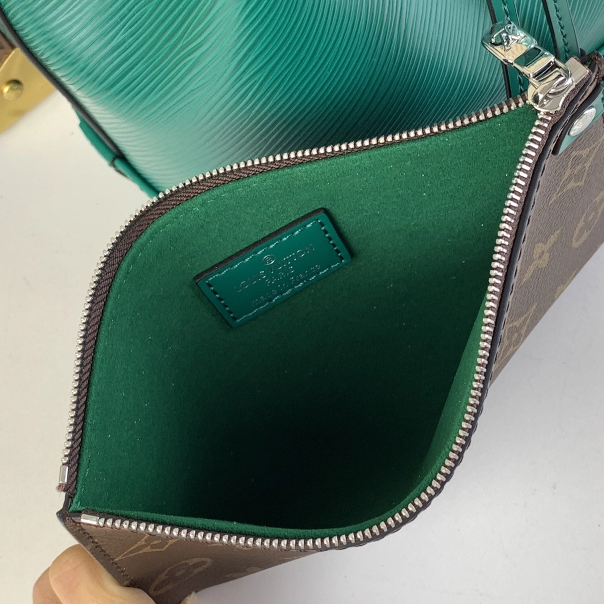 LV Noé BB Epi 水桶袋 手袋-M12603 5 LV M12603 5
