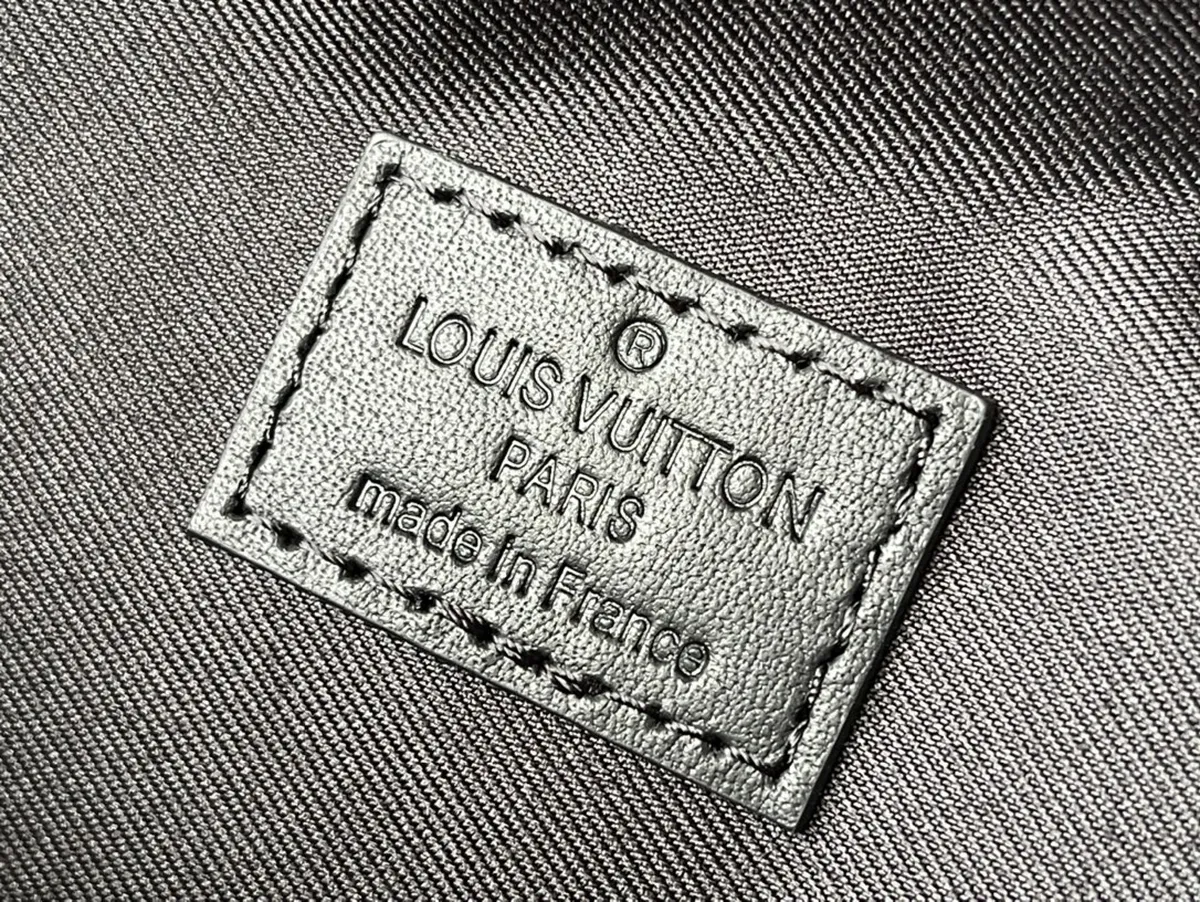 LV Handle Soft Trunk 黑色壓花男士手袋-M59163 10 bags 1125242120562