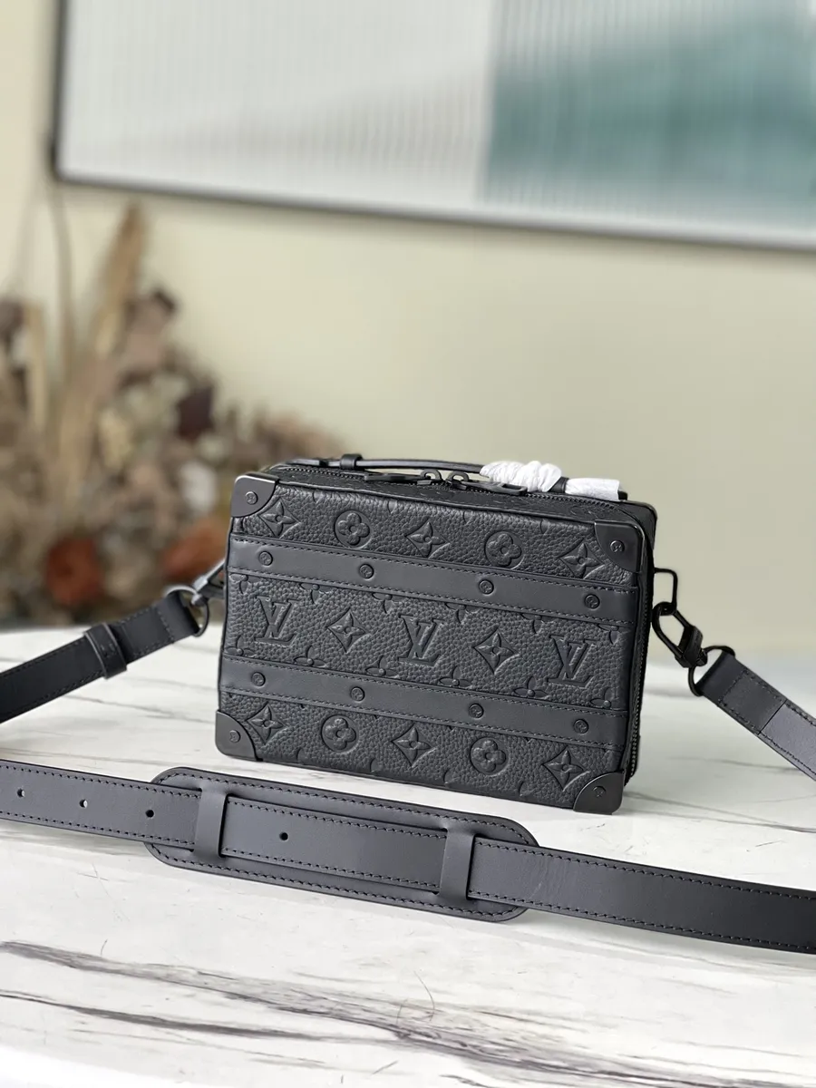 LV Handle Soft Trunk 黑色壓花男士手袋-M59163 2 bags 11252421205810