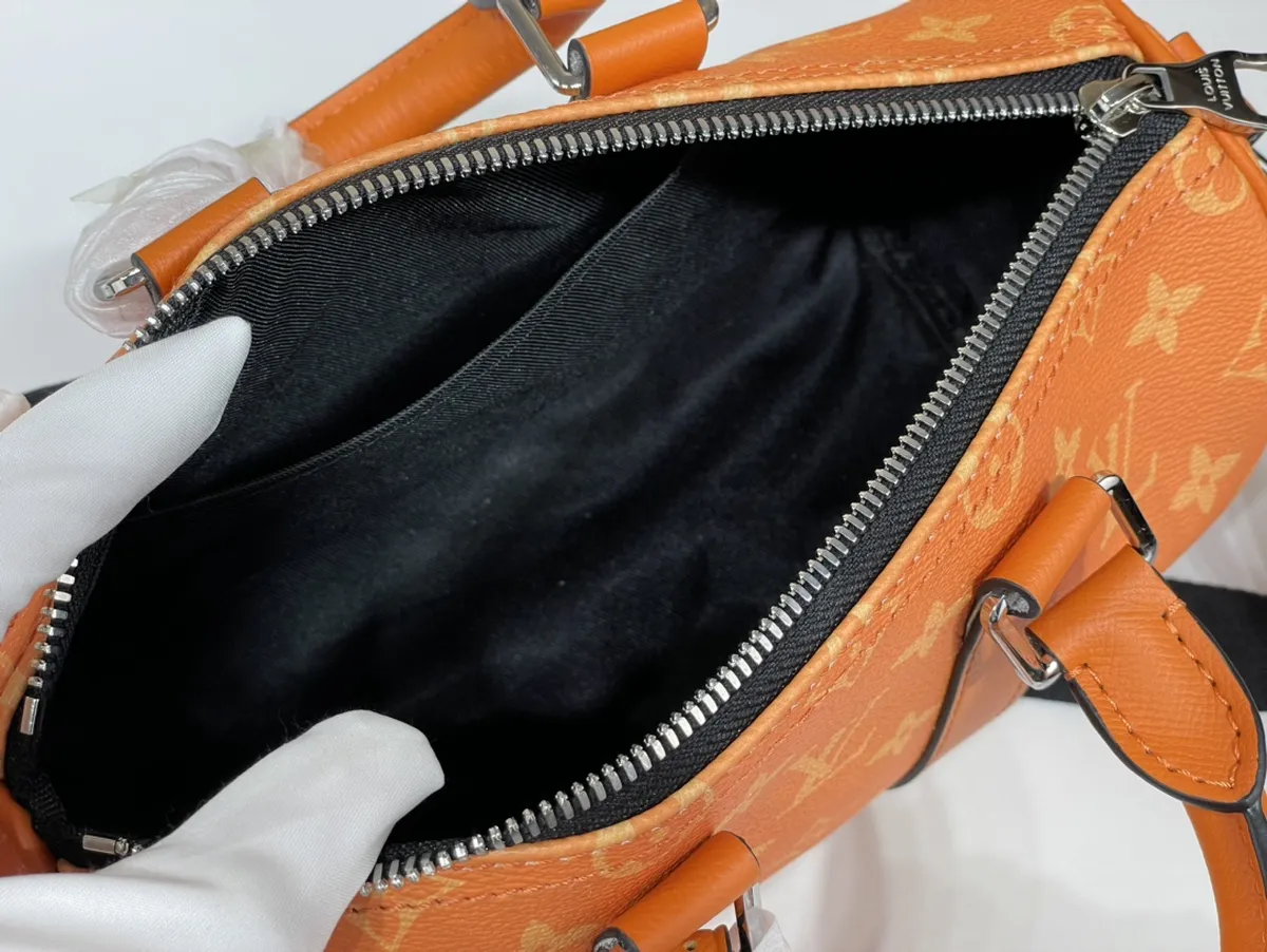 LV Keepall Bandoulière 25 男士橙色印花斜孭袋-M31044 8 bags 1127242006313