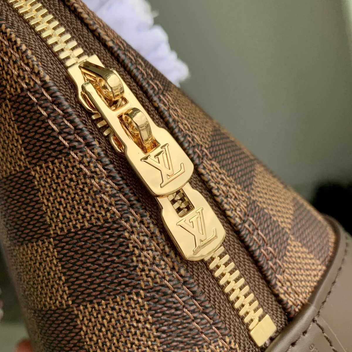 LV Alma BB 棋盤 波斯頓 保齡球包 -N40447 8 shopbag 221120241129217