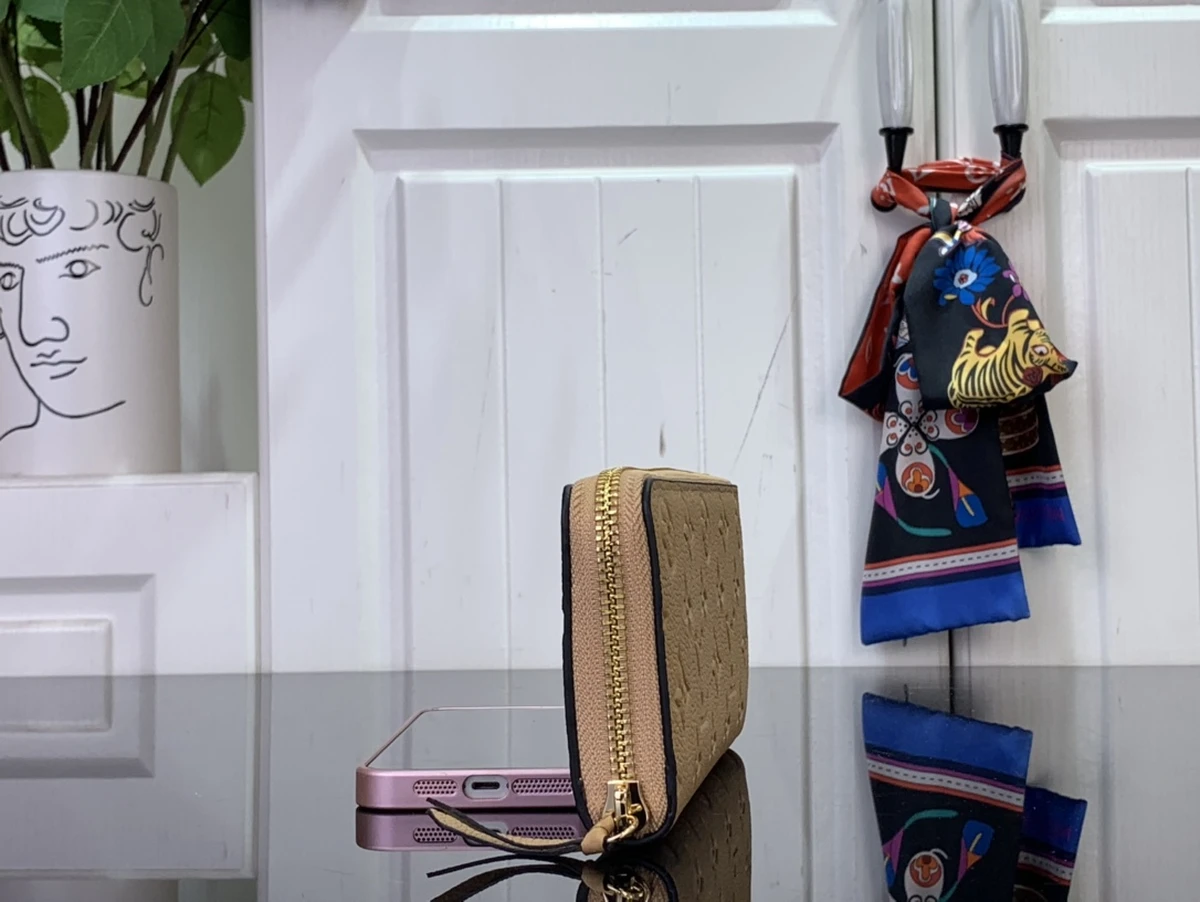 LV Clémence Monogram 拉鏈 長款錢包 多功能銀包-M83677 3 shopbag 221120241329182