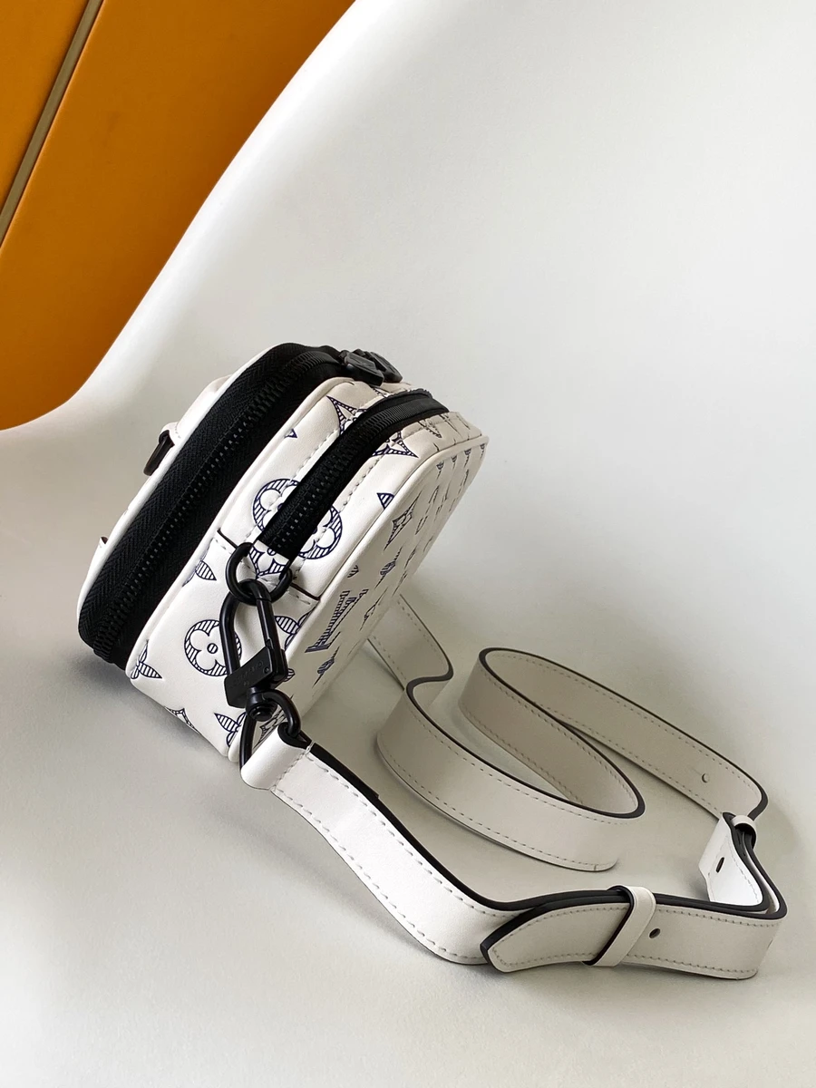 LV Alpha 白色Monogram可穿戴式郵差包 手袋-M83383 2 shopbag 221120241518411
