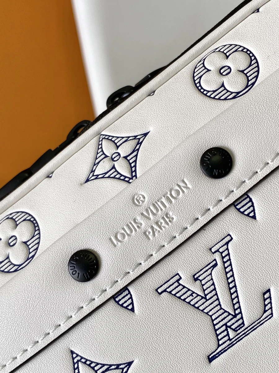 LV Alpha 白色Monogram可穿戴式郵差包 手袋-M83383 5 shopbag 221120241518424