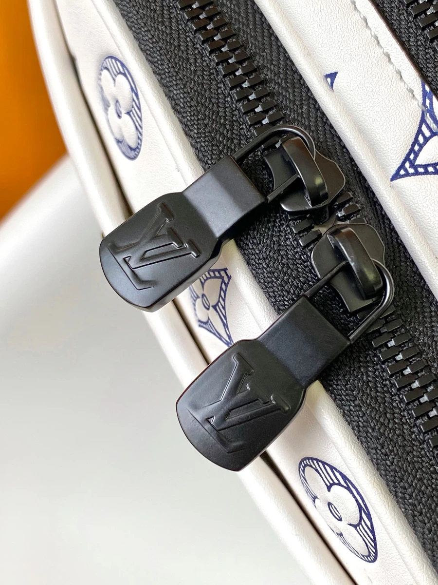 LV Alpha 白色Monogram可穿戴式郵差包 手袋-M83383 8 shopbag 221120241518436