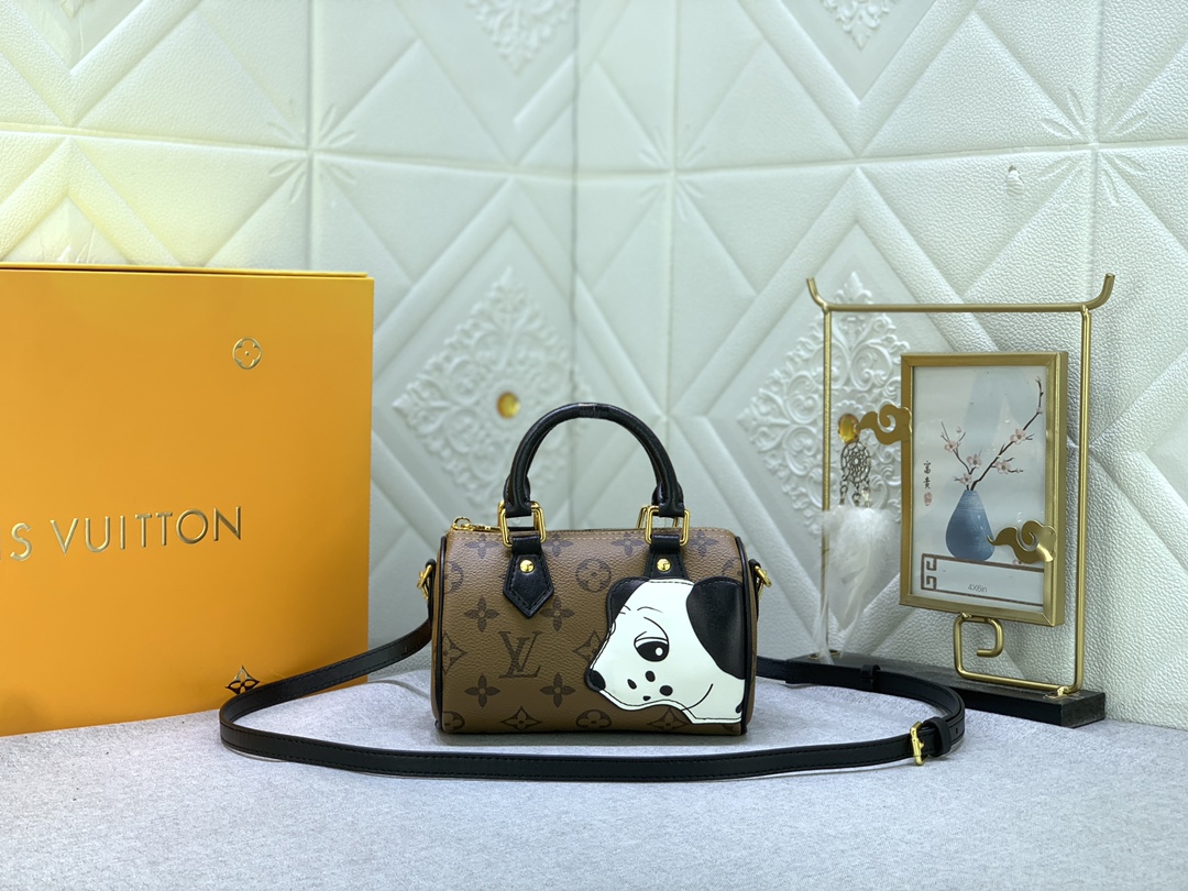 LV Nano Speedy Monogram 斑點狗小牛皮貼章 手提斜挎手袋-M83688 1