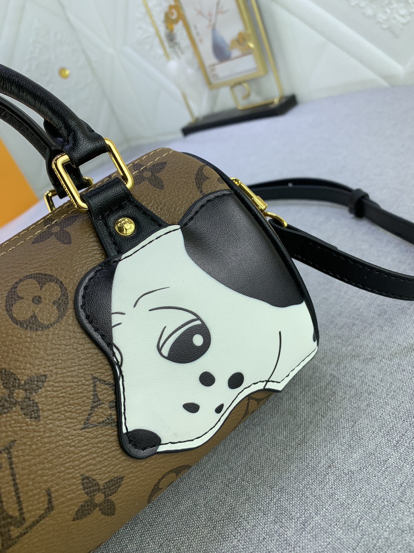 LV Nano Speedy Monogram 斑點狗小牛皮貼章 手提斜挎手袋-M83688 6