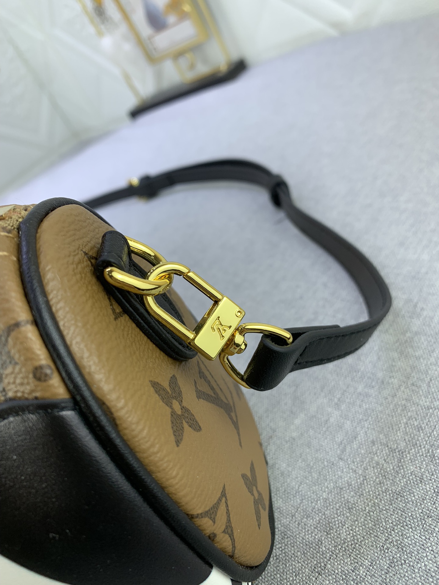 LV Nano Speedy Monogram 斑點狗小牛皮貼章 手提斜挎手袋-M83688 7