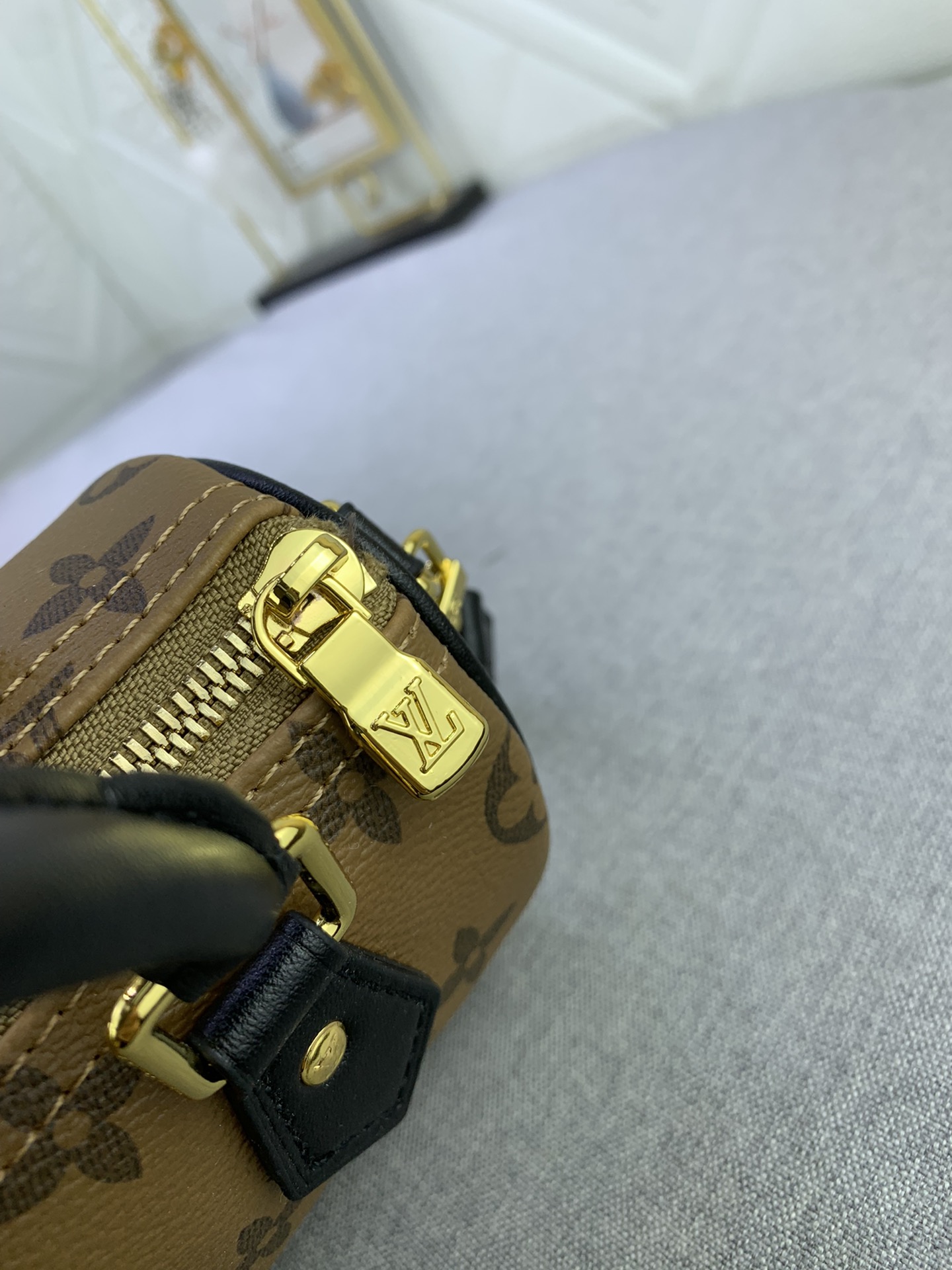 LV Nano Speedy Monogram 斑點狗小牛皮貼章 手提斜挎手袋-M83688 8