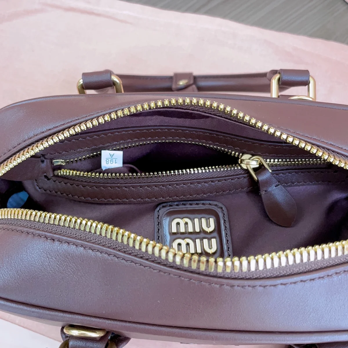 MiuMiu Arcadie皮革手袋5BB142 13