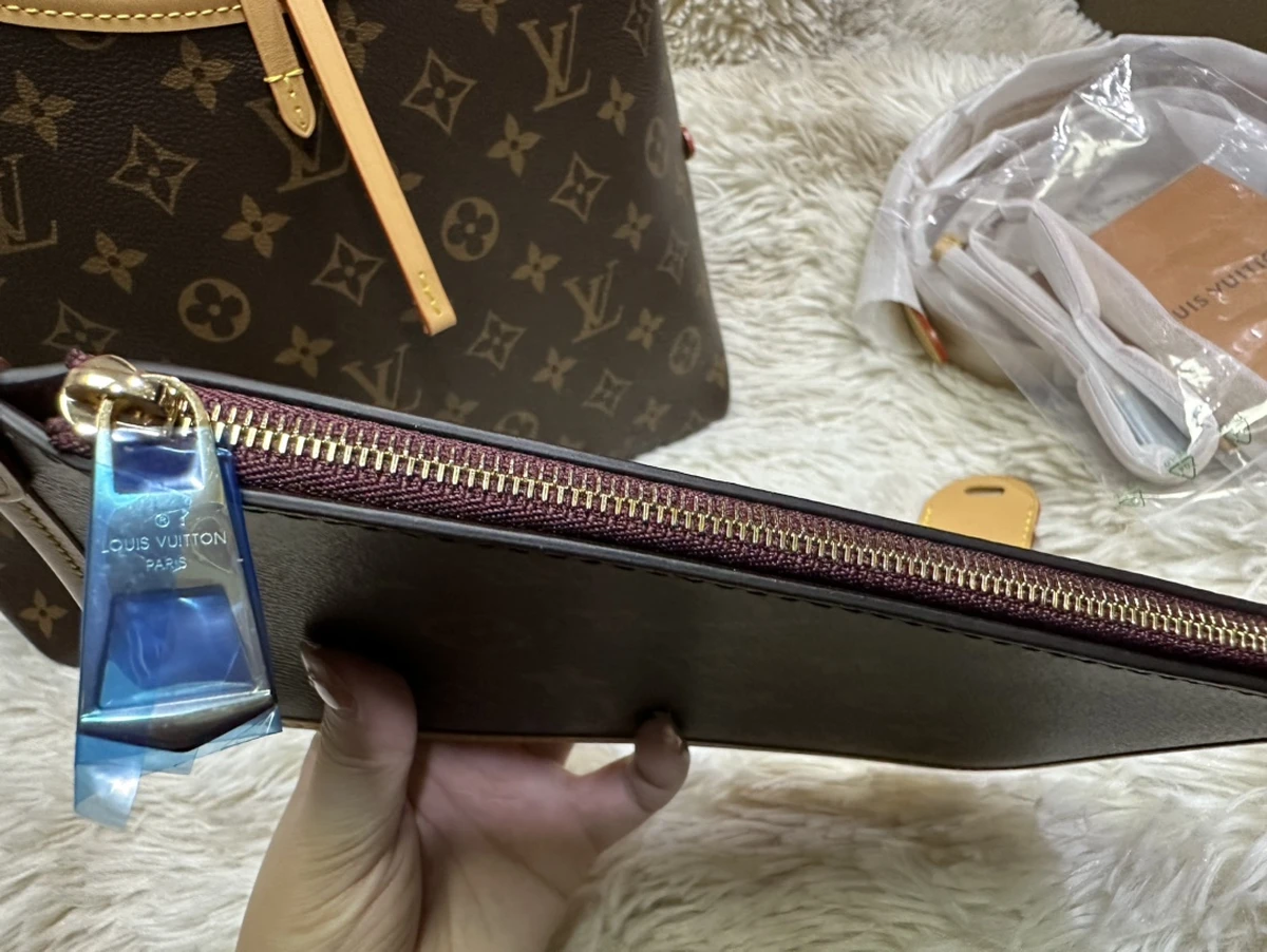 shopbag 131220241117398
