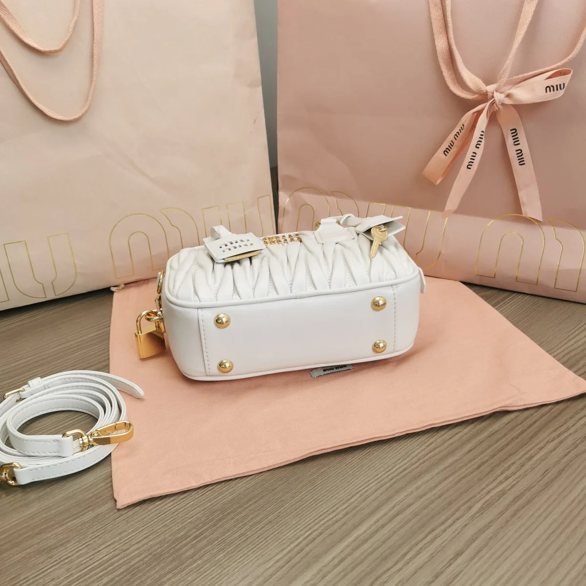 MiuMiu Arcadiematelassé納帕皮革手袋5BB123 5 u8UCY er3xPR Wtpvyjl