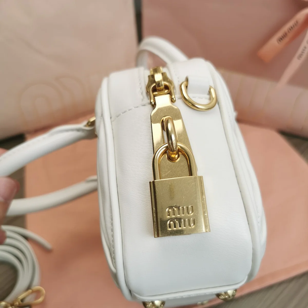 MiuMiu Arcadiematelassé納帕皮革手袋5BB123 8 vCMofi28tCCiaB93F4es
