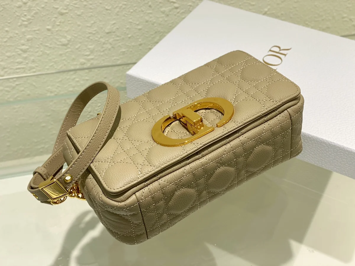 Dior Caro 繩索色肩背袋PM-M9241 6 mEK15sh08EkvK0kMADC1