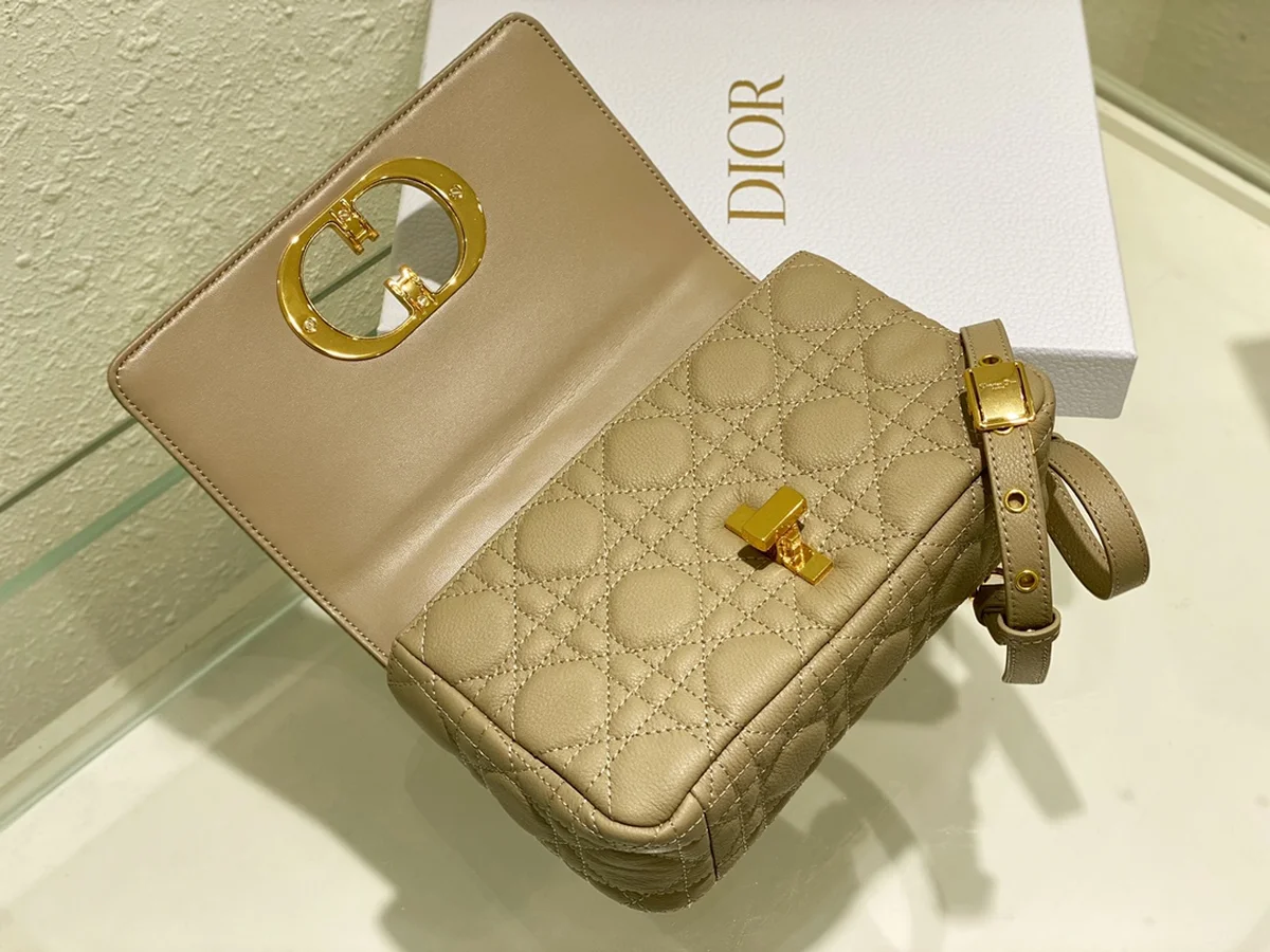 Dior Caro 繩索色肩背袋PM-M9241 8 uZqze6tEOj5223Rbd8je